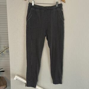 FP Movement Grey Jogger Sweatpants Pockets Exposed Seams Streetwear Gorpcore